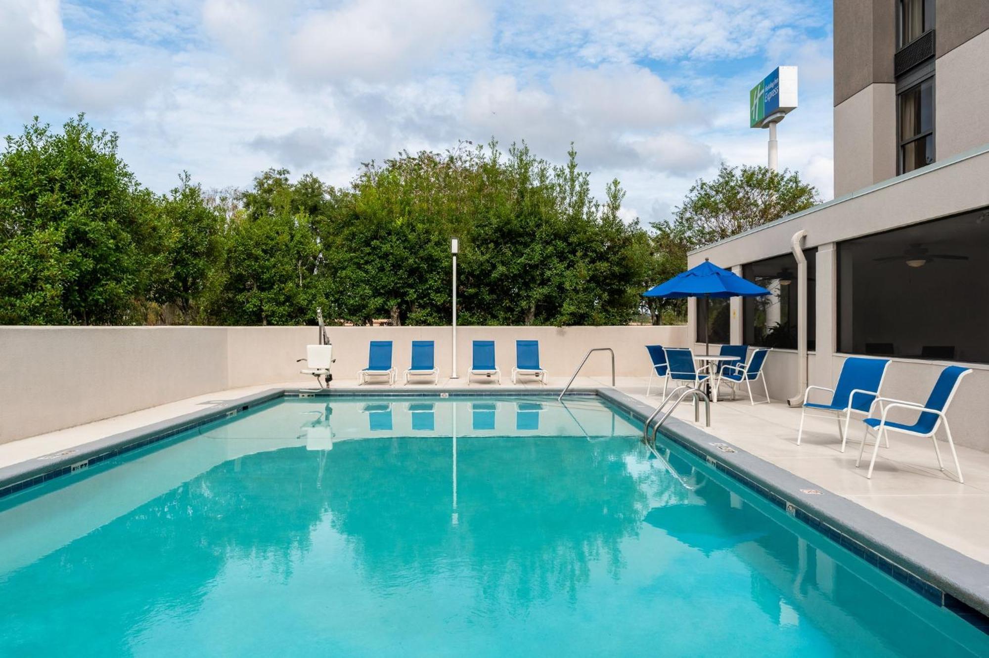 Express By Ihg Hotel Tallahassee